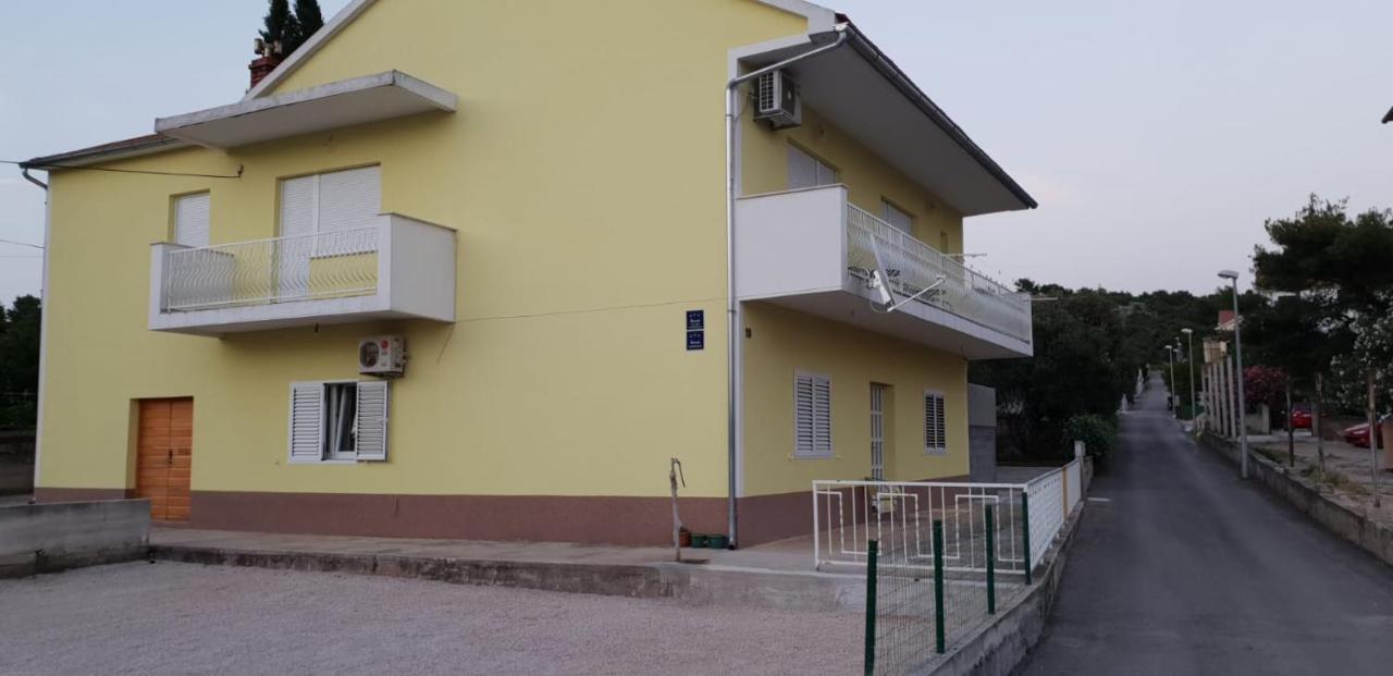 Apartmani Milutin Brodarica (Sibenik-Knin) Exterior foto